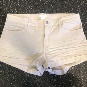 H&M tan shorts